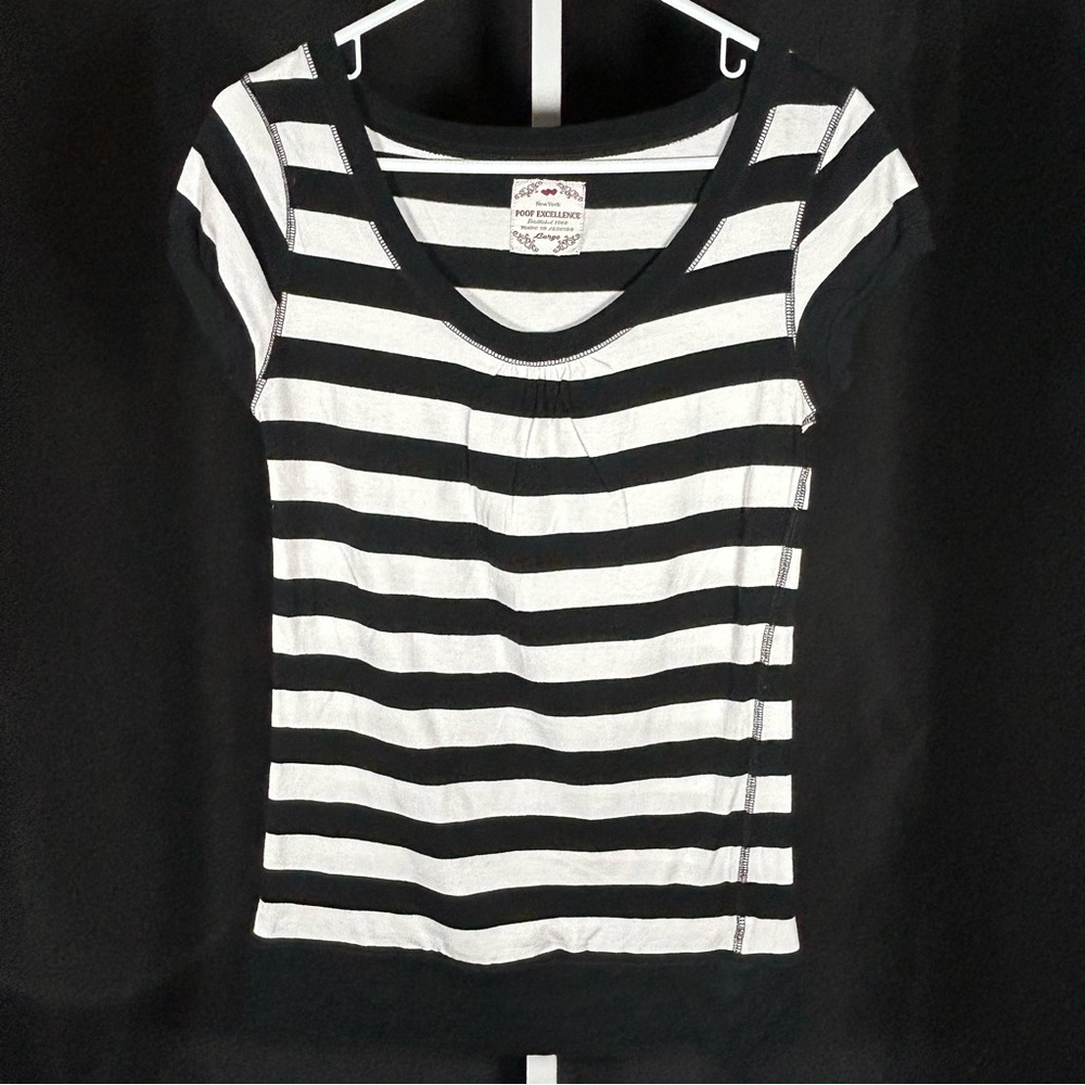 New York Poof Excellence Juniors (Set of 2) Striped Tees Size Large - Picture 2 of 10